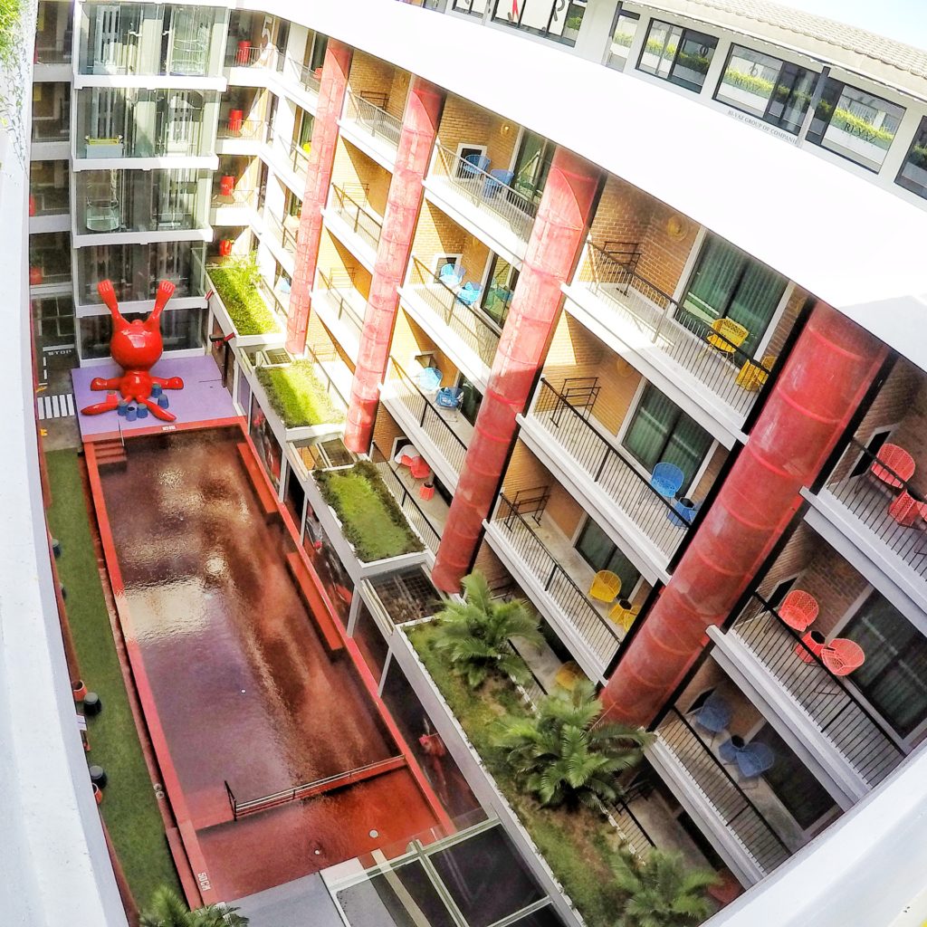 DASH, BALI, INDONESIA, SEMINYAK